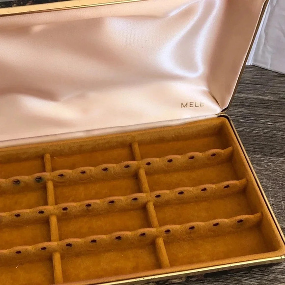 Vtg Gunther Mele Earring  Travel Box - Picture 4 of 10